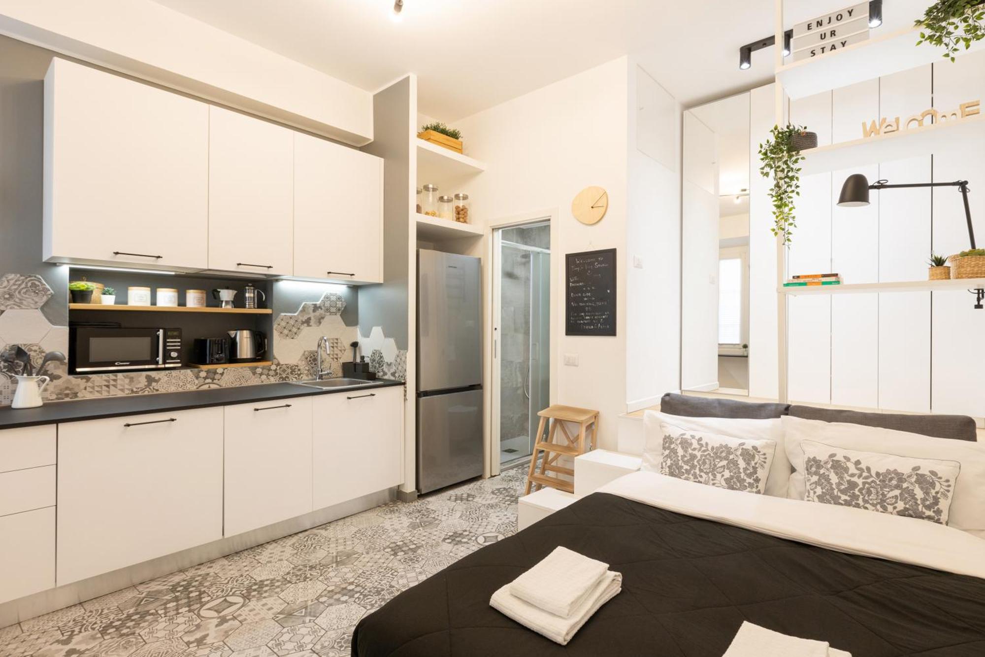 Tiny & Tidy Studio In The Key Area Of Милано Екстериор снимка